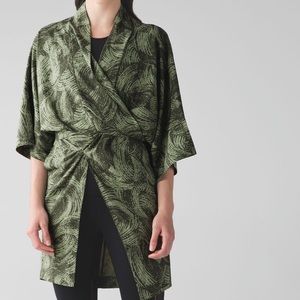 Lululemon yoga haven kimono